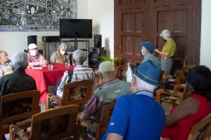 Recibe Fidel homenaje de la Uneac en Camagüey