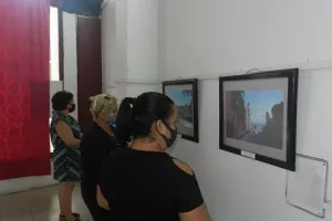 Exposición fotográfica en filial camagüeyana de Asociación Cubana de Comunicadores Sociales