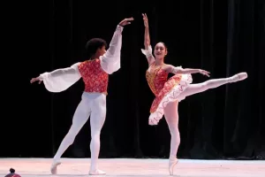 Presentación del Ballet de Camagüey por su aniversario 54