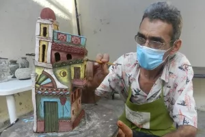 Convocan en Camagüey a curso integral de cerámica