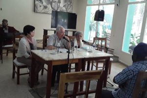 Froilán y Adys hablaron del Che para Camagüey