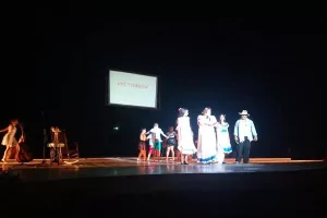 Presentación para niños camagüeyanos de la reconocida cantautora Lidis lamorú
