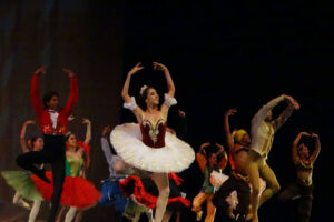 La magia del Cascanueces corona aniversario 55 del Ballet de Camagüey