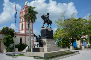 Debaten de historia en “la Feria”