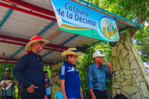 Premio nacional de glosa en Jornada Cucalambeana para Camagüey