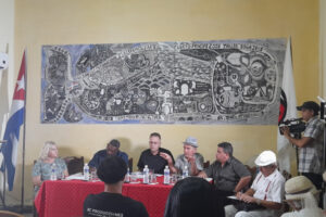 En Camagüey: debates previos a Congreso de la UNEAC