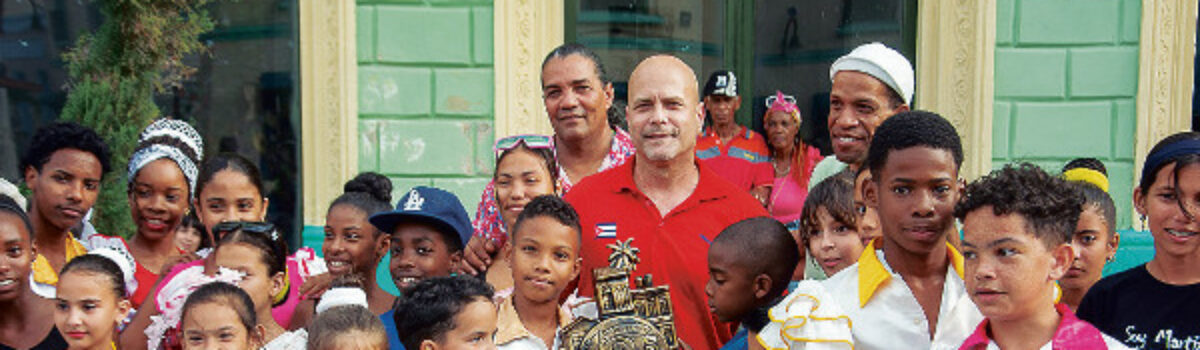 En Camagüey: Conjunto Arlequín recibe el Premio del Barrio
