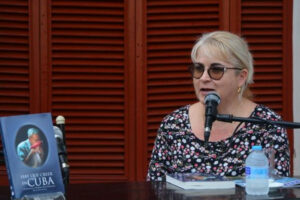 Especial presentación literaria de Magda Resik en Camagüey