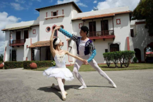 Festividades por aniversario del Ballet de Camagüey